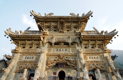 五台山龙泉寺牌坊