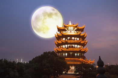 月亮湖北省武汉黄鹤楼中国
