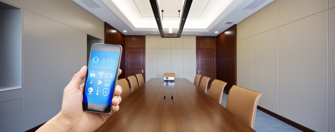 移动电话与智能家居在现代会议室的应用程序