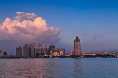 黑龙江省哈尔滨市松花江外滩建筑景观