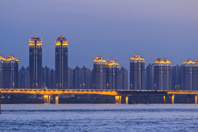 黑龙江省哈尔滨市松花江外滩建筑景观