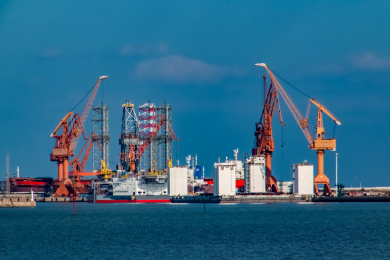 河北省秦皇岛市山海关工业码头建筑景观