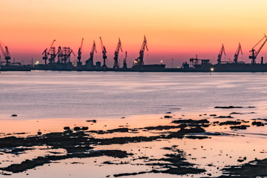 河北省秦皇岛市山海关工业码头建筑景观