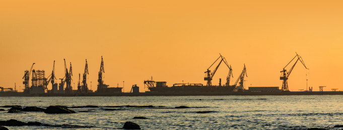 河北省秦皇岛市山海关工业码头建筑景观