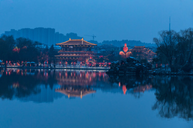 西安大唐芙蓉园南湖紫云楼