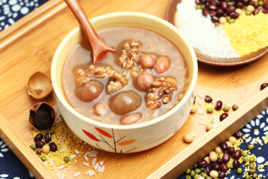 腊八粥，八宝粥，核桃桂圆粥