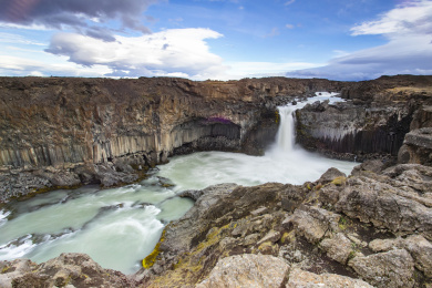 冰岛斯瓦蒂瀑布