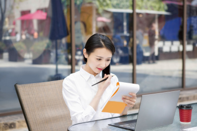 工作状态的白领女性