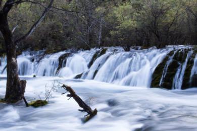 四川九寨沟树正瀑布