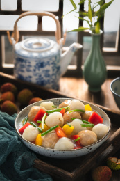 24节气_小满_荔枝鸡球