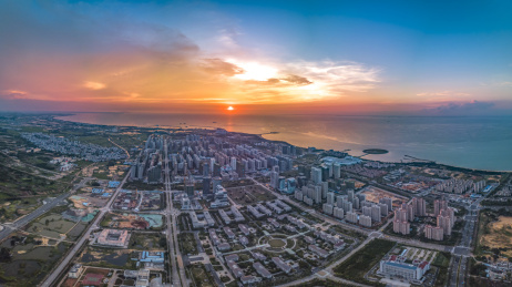 海南海口市西海岸城市夕阳