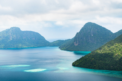 仙本那珍珠岛海面