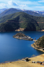 摩梭族的母亲湖——泸沽湖