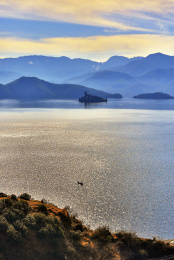 摩梭族的母亲湖——泸沽湖