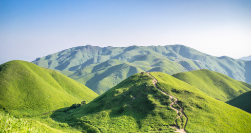 江西萍乡徒步地武功山夏天天际风光