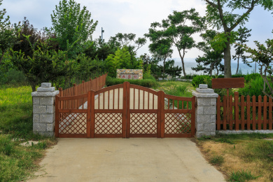 刘公岛画家村院门风景