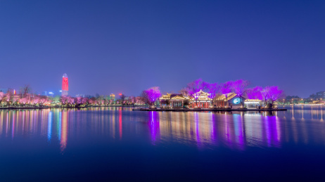 济南市大明湖夜景