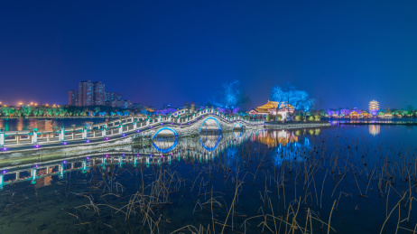 济南市大明湖夜景