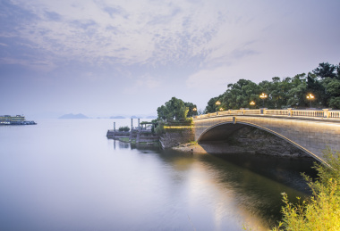 浙江省杭州市淳安县千岛湖风景区通透景观