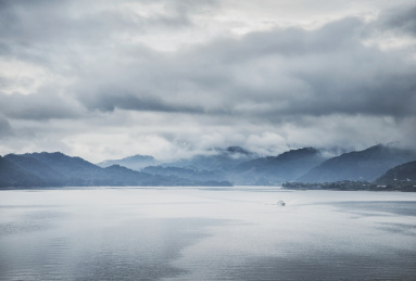 浙江省杭州市淳安县千岛湖风景区通透景观