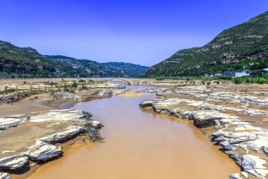 黄河壶口瀑布自然风光