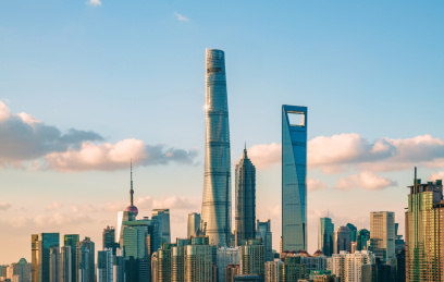 夕阳的陆家嘴高层