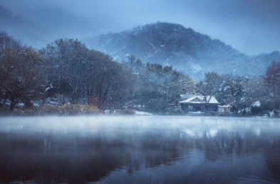 冬季雪后的杭州西湖风光