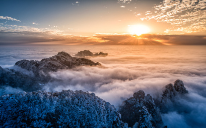 黄山群峰顶日落