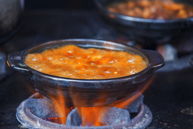 云南特色小吃小锅米线