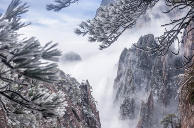 安徽黄山风景区冬雪云海风光