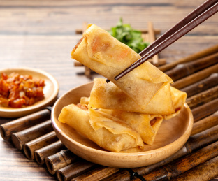 油炸小吃炸春卷