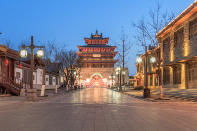 夜色中的山东聊城古城城楼