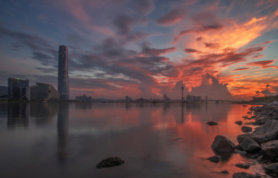 珠海横琴金融岛，澳门城市风光