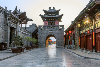 山西平遥古街上的观风楼