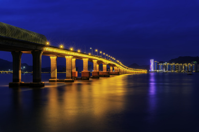 温州瓯江瓯越大桥夜景灯光秀