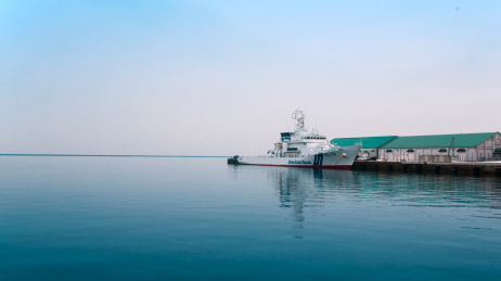 日本北海道小樽船坞码头与船