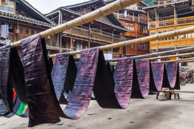 贵州省黔东南的肇兴侗寨的印染坊