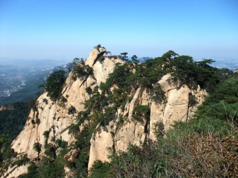 中国辽宁省鞍山市千山风景区最高峰仙人台