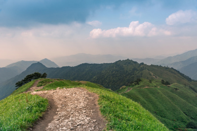 江西萍乡武功山的草原风景