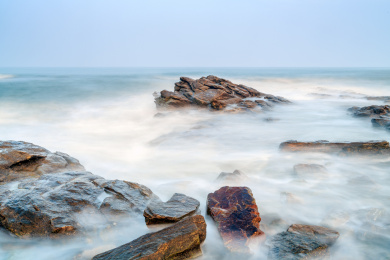 中国山东省日照市任家台礁石公园海景