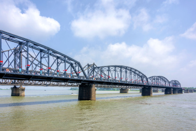 中国东北辽宁丹东鸭绿江断桥