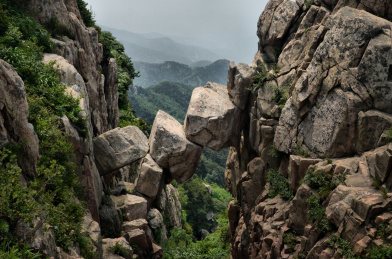 山东泰安泰山旅游风景区仙人桥
