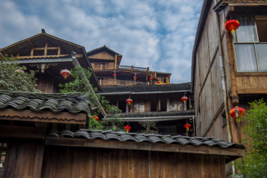 重庆龚滩古镇，木结构的民宿