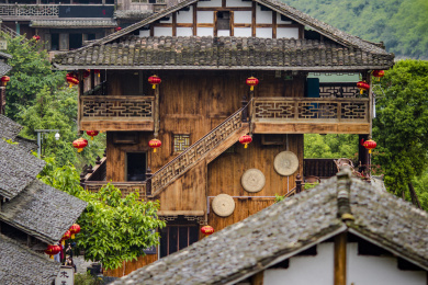 中国传统民居建筑吊脚楼风光