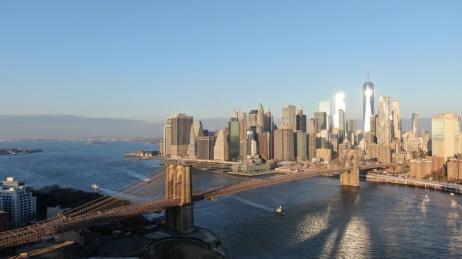 纽约布鲁克林大桥航拍哈德逊河