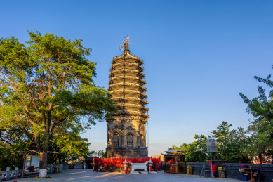 中国东北辽宁省抚顺市高尔山辽代古塔