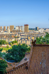 中国东北辽宁省抚顺市城市风光