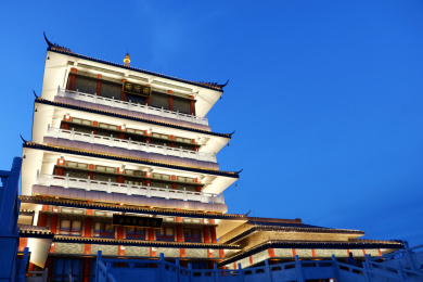中国广东省茂名市潘茂名纪念公园雨顺阁