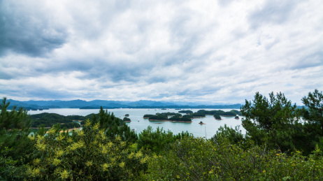 中国浙江省杭州市俯瞰淳安县千岛湖景区全景