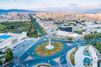 中国内蒙古包头公园城市风光